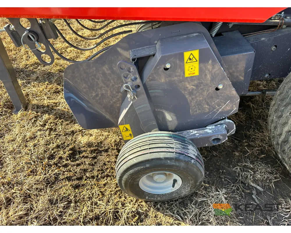 Maschio Entry 150 Round Baler - Fixed Chamber 72’’ Wide Pickup Automatic Oiler Round Balers