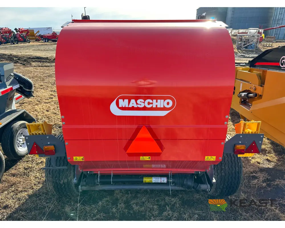 Maschio Entry 150 Round Baler - Fixed Chamber 72’’ Wide Pickup Automatic Oiler Round Balers