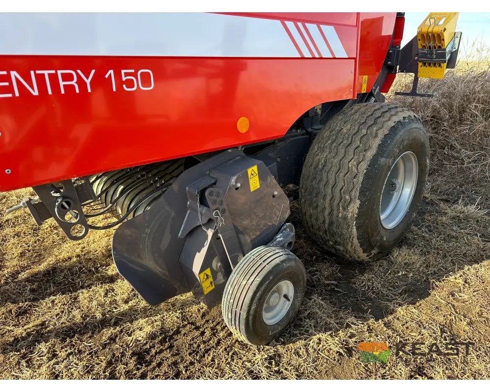 Maschio Entry 150 Round Baler - Fixed Chamber 72’’ Wide Pickup Automatic Oiler Round Balers