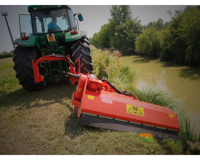 Maschio Giraffa L 155 / 170 / 190 Side Offset Flail Mowers Hydraulic Offset and Tilt 540 PTO - Flail Mowers