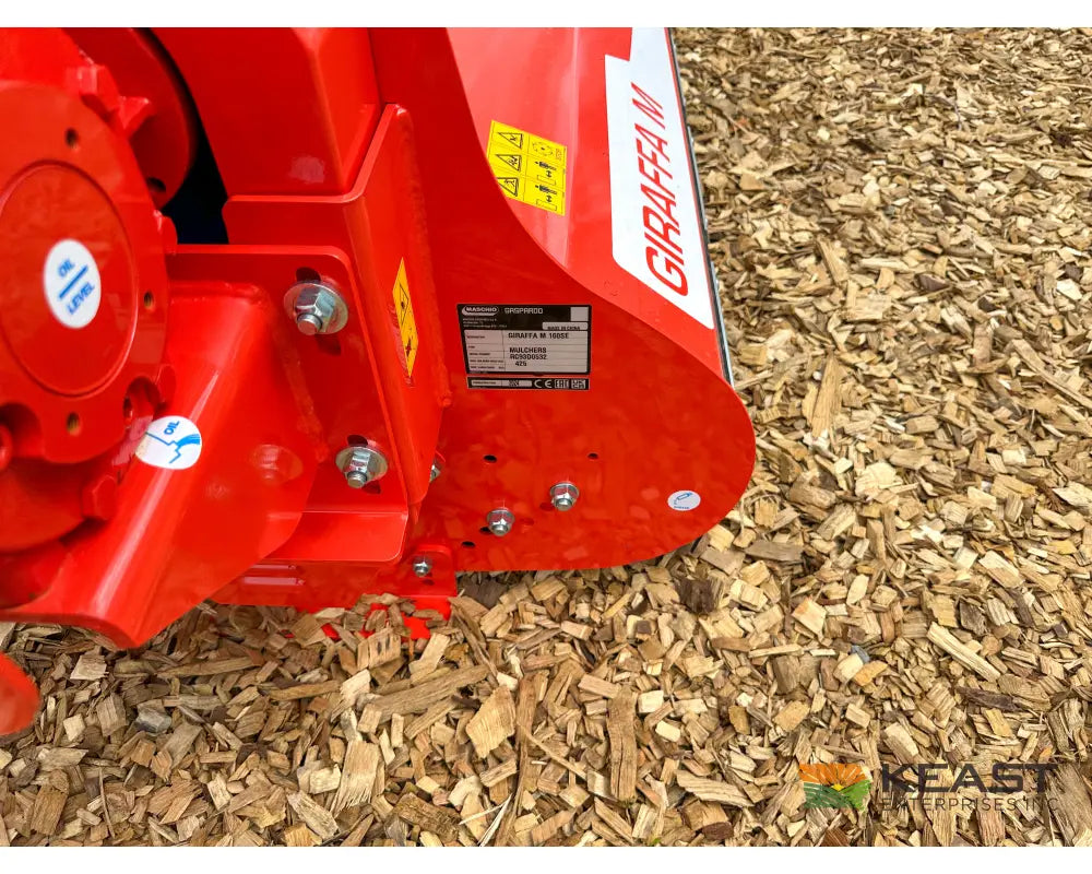 Maschio Giraffa M 120 / 140 / 160 / 180 Side Offset Flail Mowers Hydraulic Offset and Tilt Flail Mowers