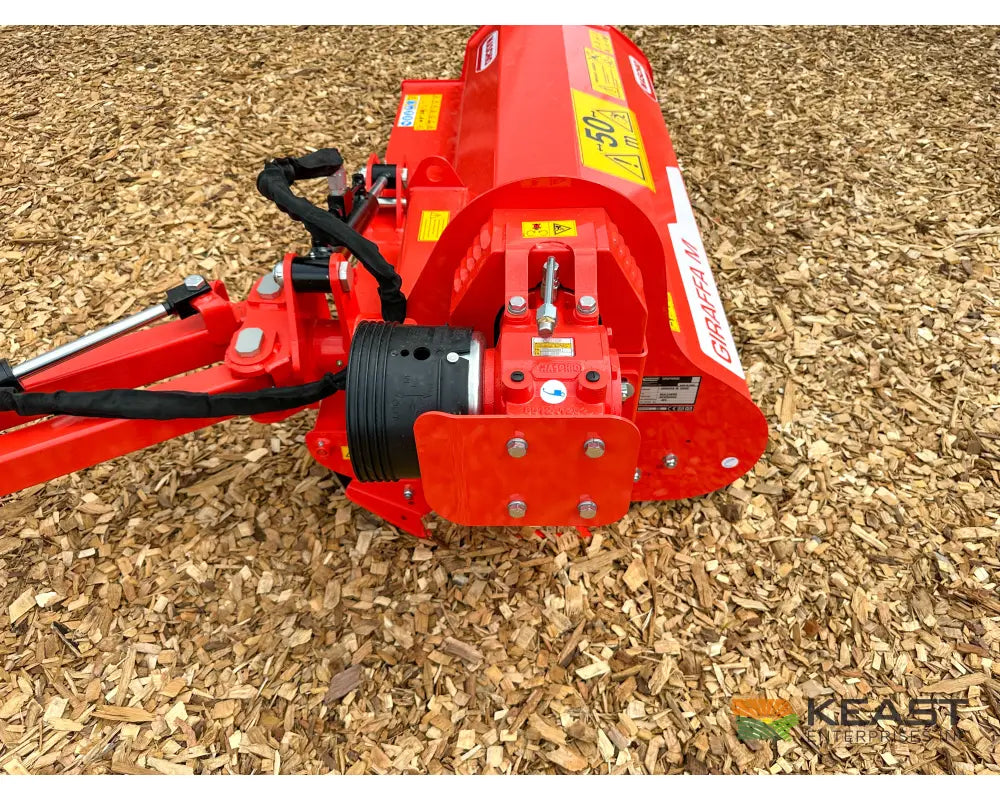 Maschio Giraffa M 120 / 140 / 160 / 180 Side Offset Flail Mowers Hydraulic Offset and Tilt Flail Mowers