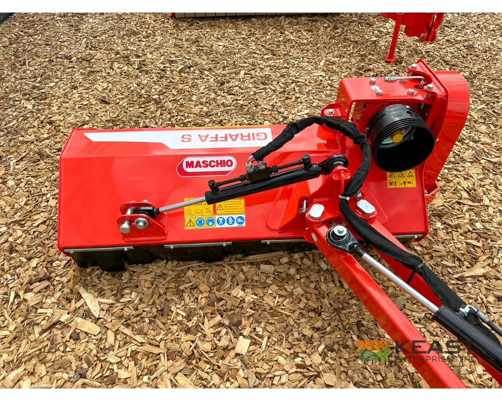 Maschio Giraffa S 120 / 140 / 160 Side Offset Flail Mowers Hydraulic Offset and Tilt Flail Mowers
