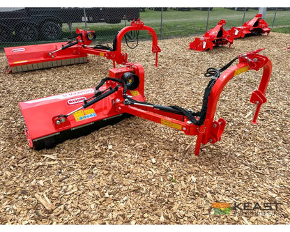 Maschio Giraffa S 120 / 140 / 160 Side Offset Flail Mowers Hydraulic Offset and Tilt Flail Mowers
