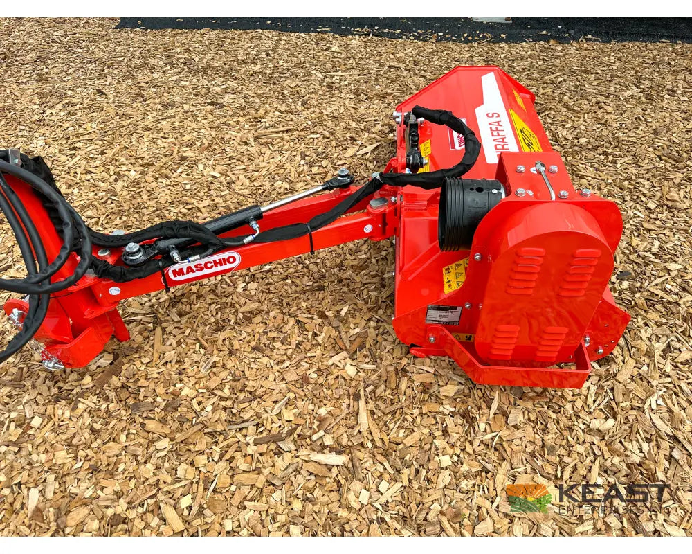 Maschio Giraffa S 120 / 140 / 160 Side Offset Flail Mowers Hydraulic Offset and Tilt Flail Mowers