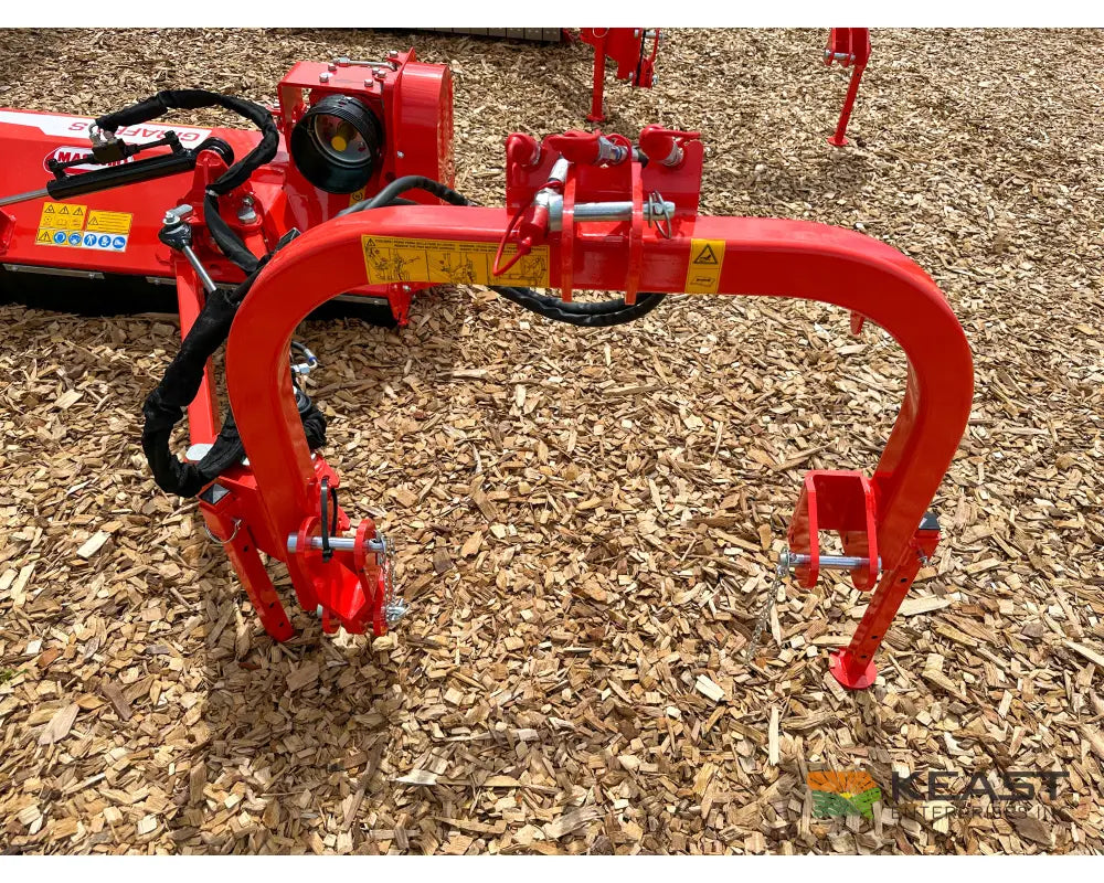 Maschio Giraffa S 120 / 140 / 160 Side Offset Flail Mowers Hydraulic Offset and Tilt Flail Mowers