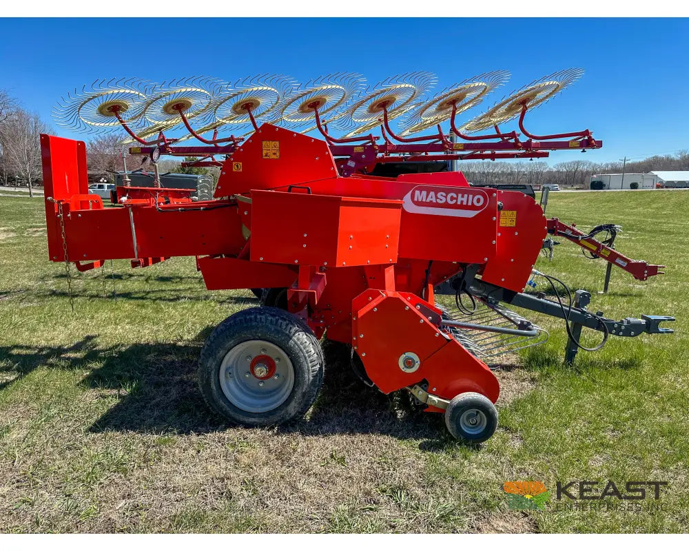 Maschio Pitagora Square Baler - Double Knot String Knotter Hydraulic Pickup Adjustment Square Balers