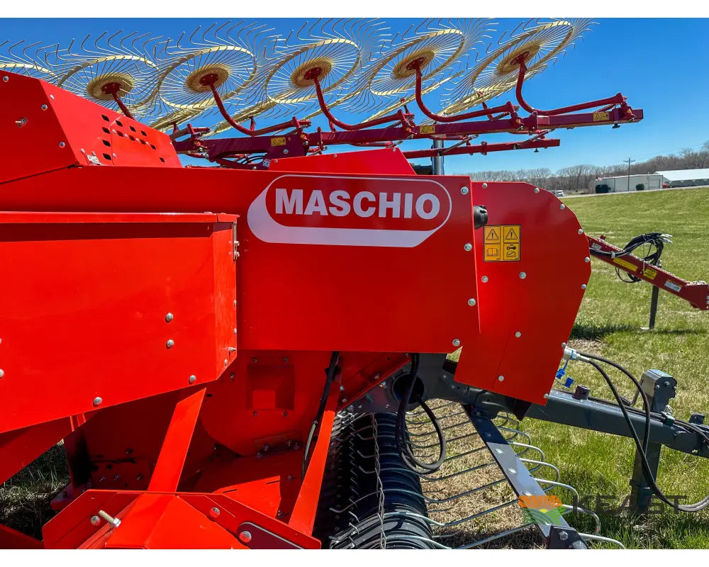 Maschio Pitagora Square Baler - Double Knot String Knotter Hydraulic Pickup Adjustment Square Balers