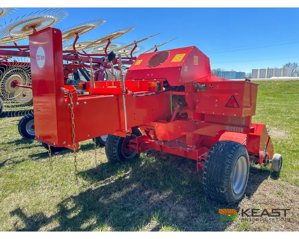 Maschio Pitagora Square Baler - Double Knot String Knotter Hydraulic Pickup Adjustment Square Balers