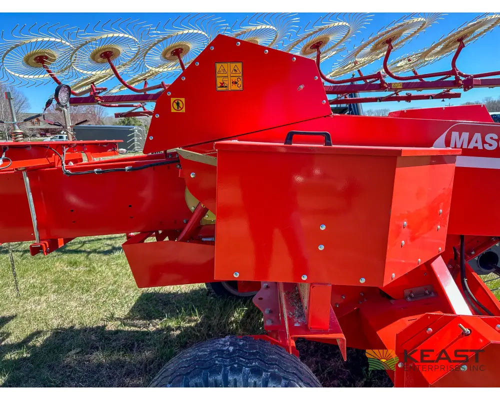 Maschio Pitagora Square Baler - Double Knot String Knotter Hydraulic Pickup Adjustment Square Balers