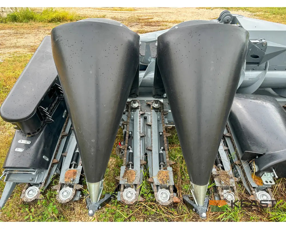 MAYA 12 Row 30’’ Folding Corn Head Chopping Folding - Corn Heads