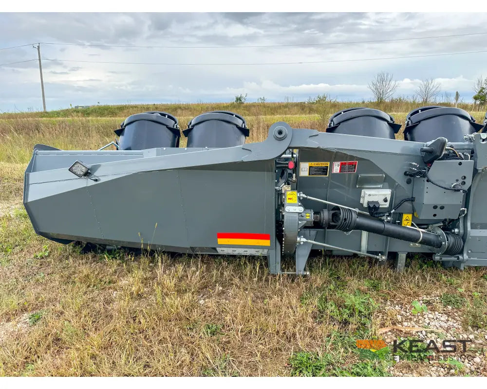 MAYA 12 Row 30’’ Folding Corn Head Chopping Folding - Corn Heads
