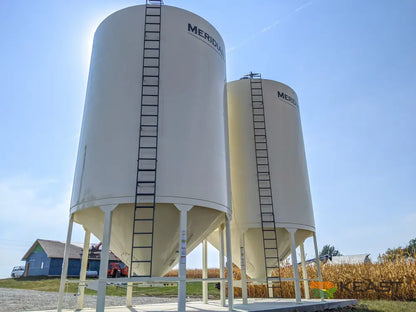Meridian 1620 Smoothwall Grain Bin - 16’ Diameter 4118 Bushel Capacity Powder Coated Smoothwall Bins