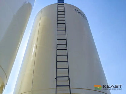 Meridian 1620 Smoothwall Grain Bin - 16’ Diameter 4118 Bushel Capacity Powder Coated Smoothwall Bins