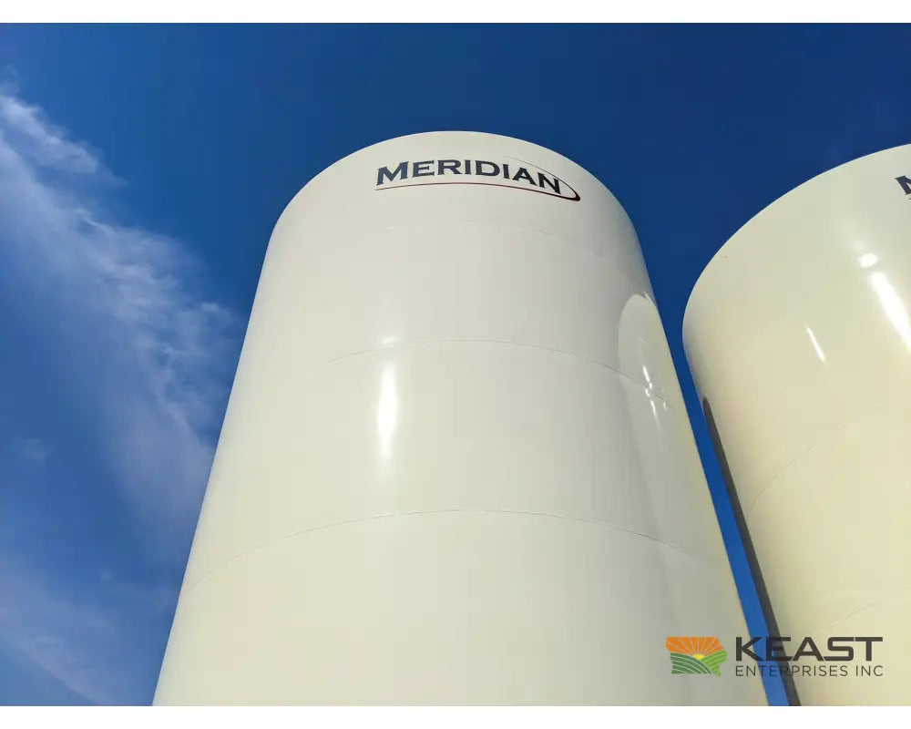 Meridian 1620 Smoothwall Grain Bin - 16’ Diameter 4118 Bushel Capacity Powder Coated Smoothwall Bins