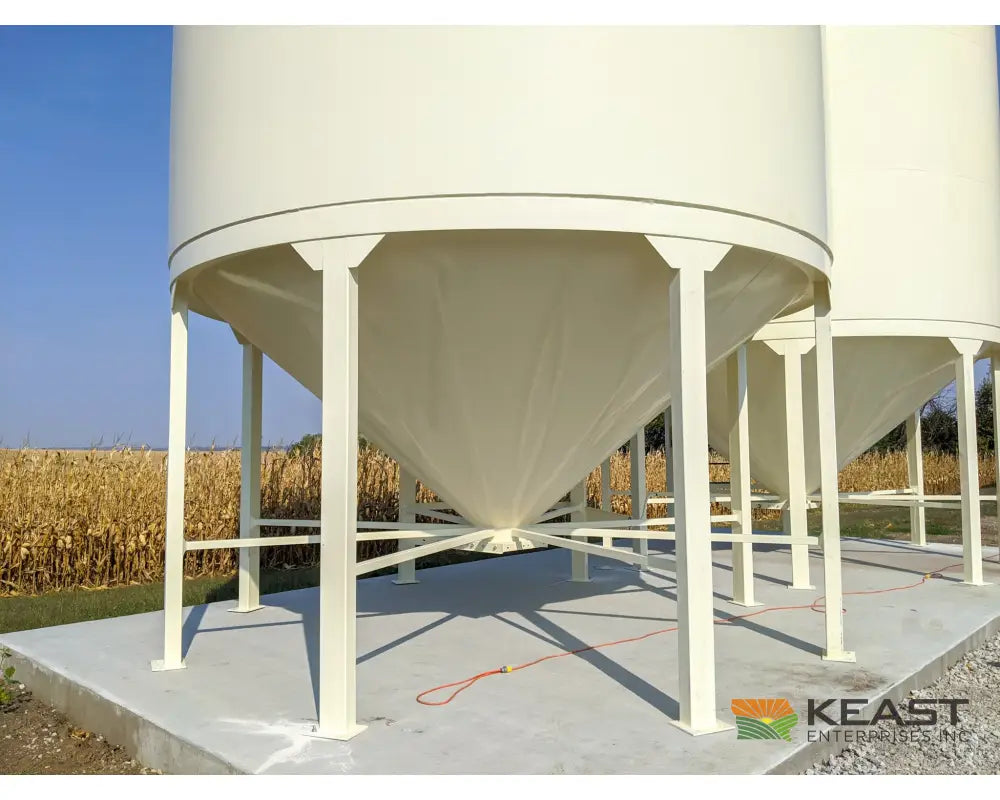 Meridian 1620 Smoothwall Grain Bin - 16’ Diameter 4118 Bushel Capacity Powder Coated Smoothwall Bins