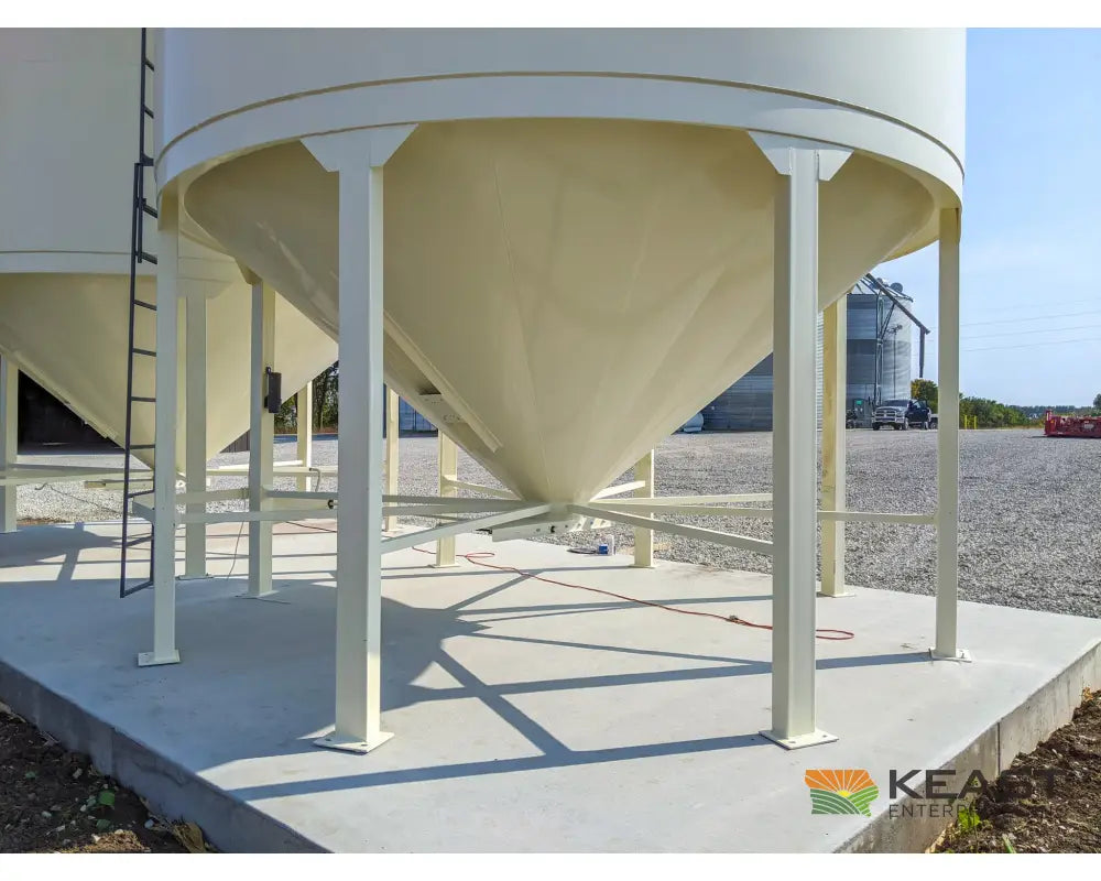 Meridian 1620 Smoothwall Grain Bin - 16’ Diameter 4118 Bushel Capacity Powder Coated Smoothwall Bins