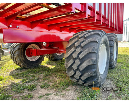 Meyer 8124RT Chainfloor Forage Trailer Rear Unload High Gate Forage Trailers