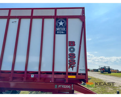 Meyer 8124RT Chainfloor Forage Trailer Rear Unload High Gate Forage Trailers