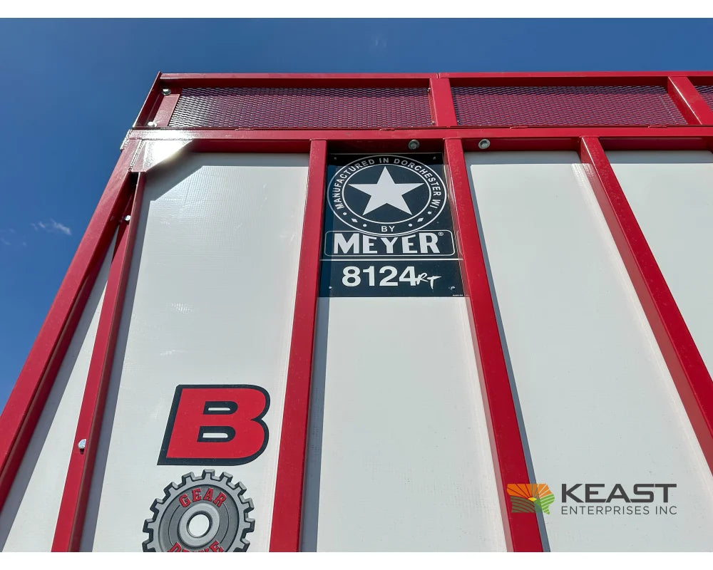 Meyer 8124RT Chainfloor Forage Trailer Rear Unload High Gate Forage Trailers