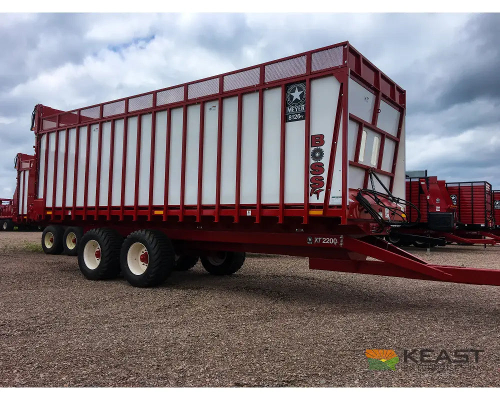 Meyer 8126RT Chainfloor Forage Trailer Rear Unload High Gate Forage Trailers