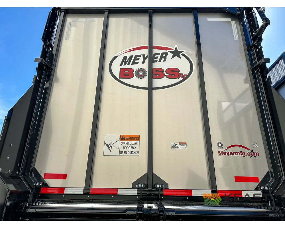 Meyer 9136RT Chainfloor Forage Trailer - Rear Unload Stainless Steel Sides Forage Trailers