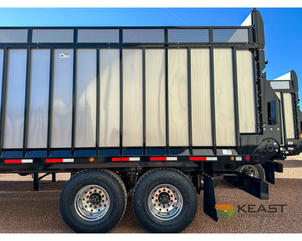 Meyer 9136RT Chainfloor Forage Trailer - Rear Unload Stainless Steel Sides Forage Trailers