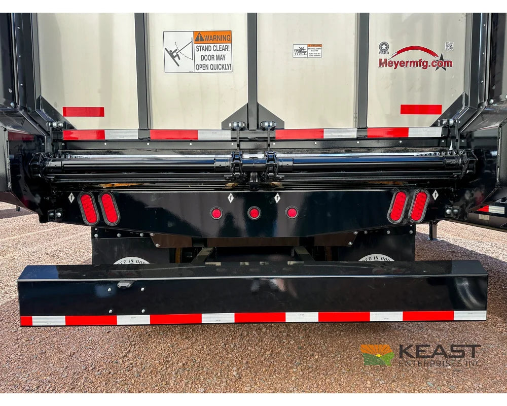 Meyer 9136RT Chainfloor Forage Trailer - Rear Unload Stainless Steel Sides Forage Trailers