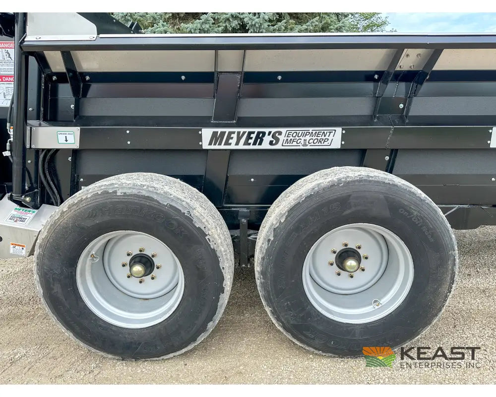 Meyers VB235 Manure Spreader - 235 Cu Ft Capacity Struck Poly Box Manure Spreaders