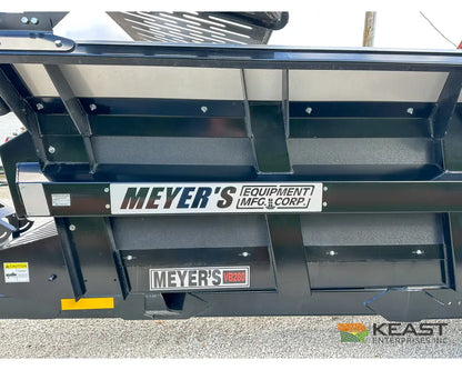 Meyers VB280 Manure Spreader - 280 Cu Ft Capacity Struck Poly Box Manure Spreaders