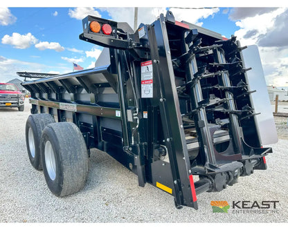 Meyers VB280 Manure Spreader - 280 Cu Ft Capacity Struck Poly Box Manure Spreaders