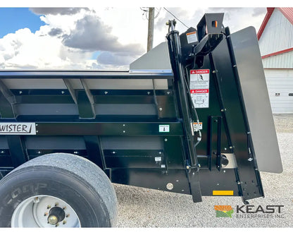 Meyers VB280 Manure Spreader - 280 Cu Ft Capacity Struck Poly Box Manure Spreaders