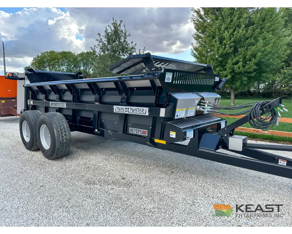 Meyers VB280 Manure Spreader - 280 Cu Ft Capacity Struck Poly Box Manure Spreaders