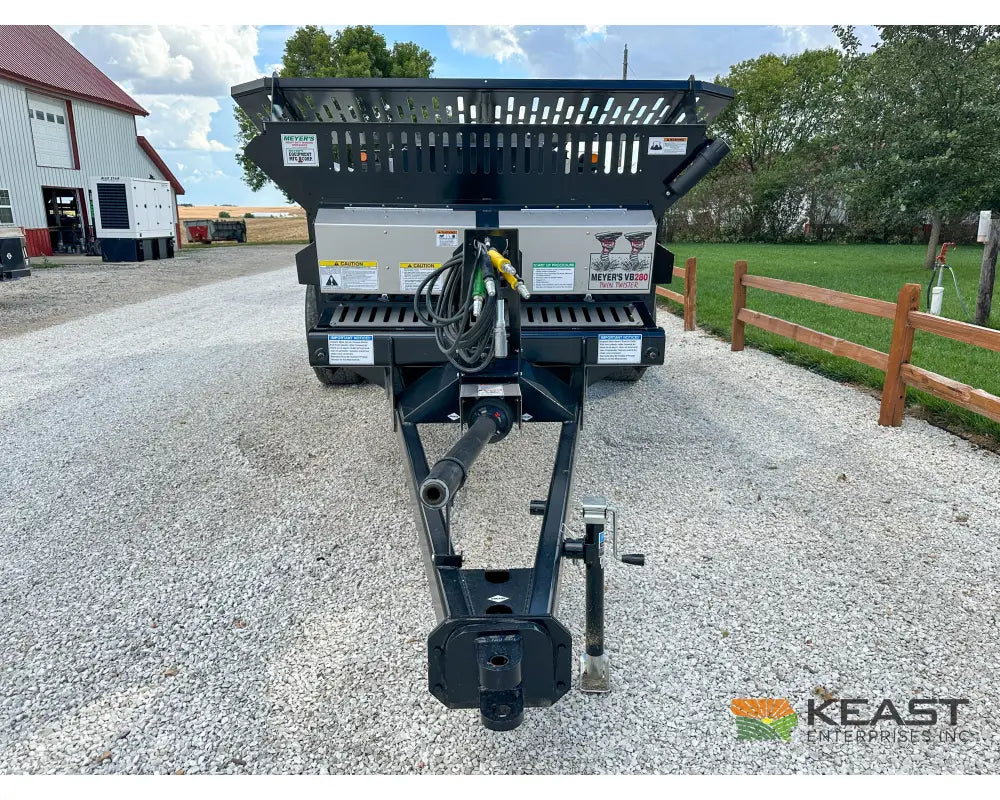 Meyers VB280 Manure Spreader - 280 Cu Ft Capacity Struck Poly Box Manure Spreaders