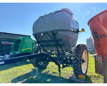 Montag Generation 1 Dry Fertilizer System - 9 Ton 16 Row 2 Section Fertilizer Spreaders