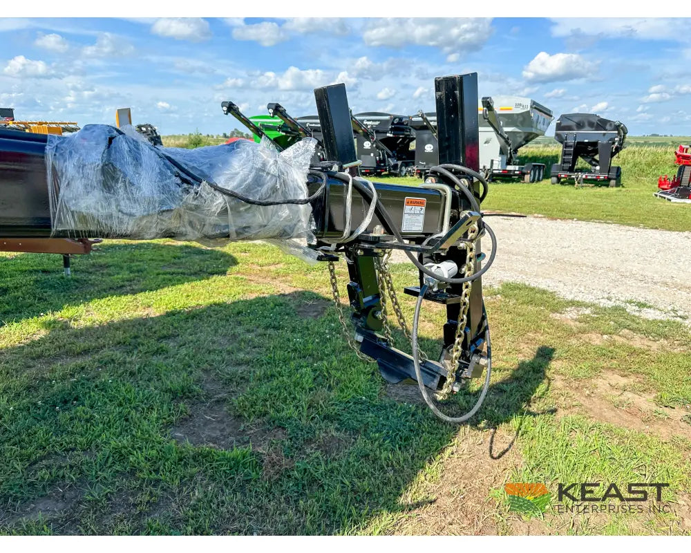 Montag Generation 1 Dry Fertilizer System - 9 Ton 16 Row 2 Section Fertilizer Spreaders