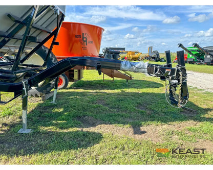Montag Generation 1 Dry Fertilizer System - 9 Ton 16 Row 2 Section Fertilizer Spreaders