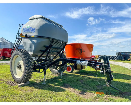 Montag Generation 1 Dry Fertilizer System - 9 Ton 16 Row 2 Section Fertilizer Spreaders