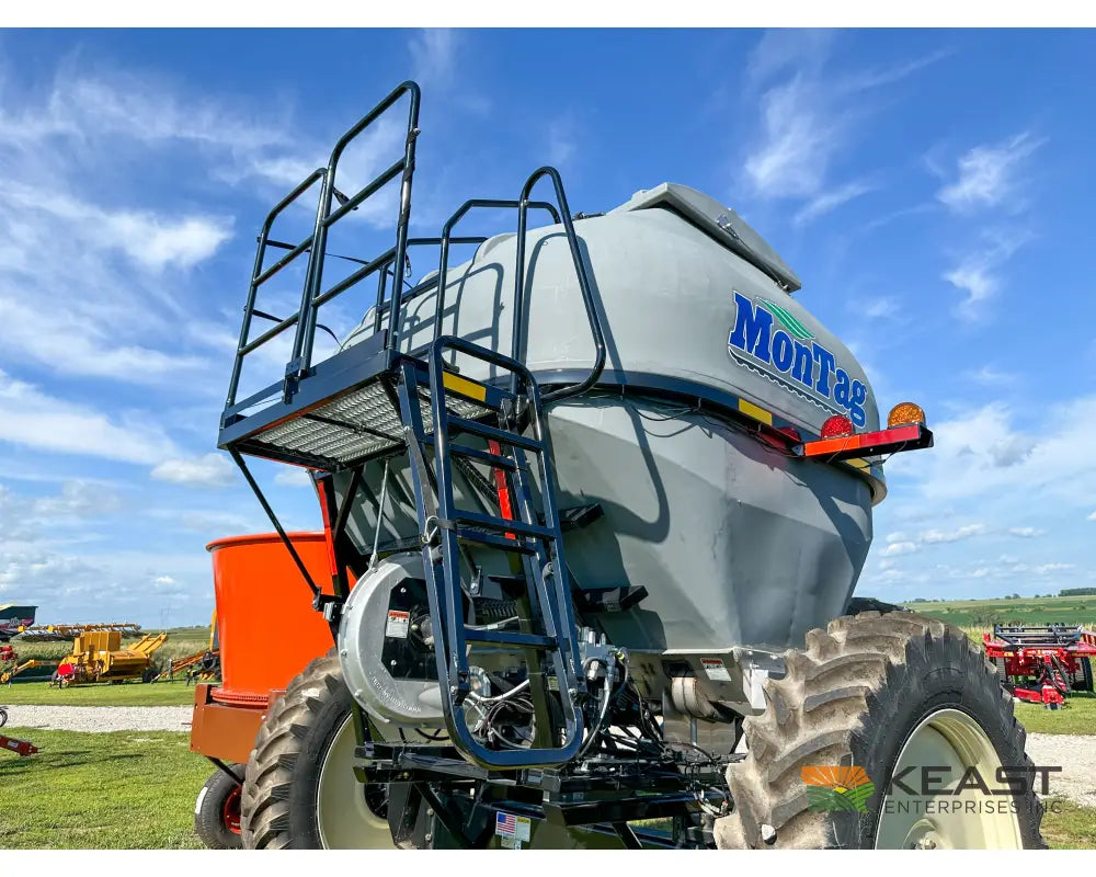 Montag Generation 1 Dry Fertilizer System - 9 Ton 16 Row 2 Section Fertilizer Spreaders