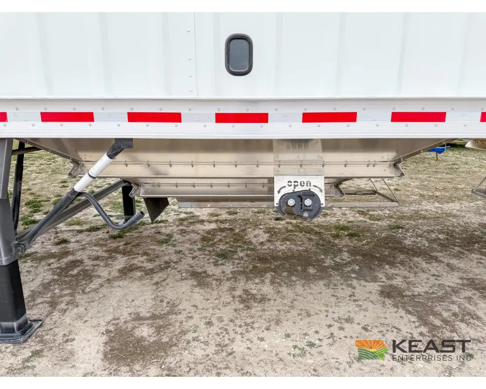 Neville 38.5’ Aluminum Hopper Bottom Grain Trailer Electric Tarp Grain Trailers