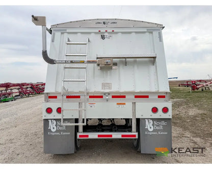 Neville 38.5’ Aluminum Hopper Bottom Grain Trailer Electric Tarp Grain Trailers