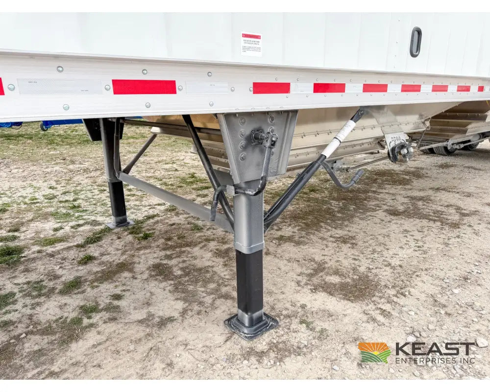 Neville 38.5’ Aluminum Hopper Bottom Grain Trailer Electric Tarp Grain Trailers