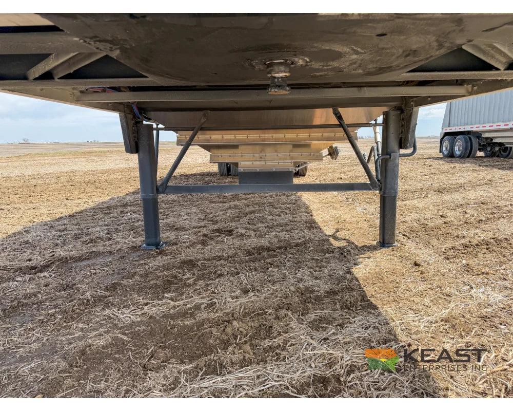 Neville 40’ Aluminum Hopper Bottom Grain Trailer Electric Tarp - Grain Trailers