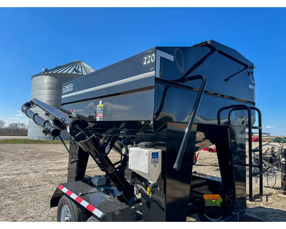 Patriot 220 Bulk Seed Tender - Electric Start Honda Engine Wireless Controls Poly Cup Auger Seed Tenders
