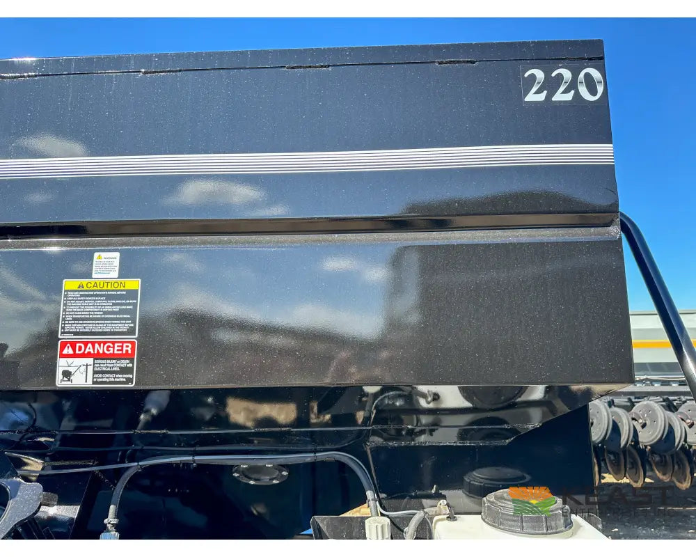 Patriot 220 Bulk Seed Tender - Electric Start Honda Engine Wireless Controls Poly Cup Auger Seed Tenders