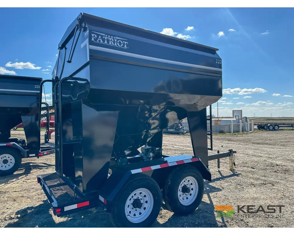 Patriot 220 Bulk Seed Tender - Electric Start Honda Engine Wireless Controls Poly Cup Auger Seed Tenders
