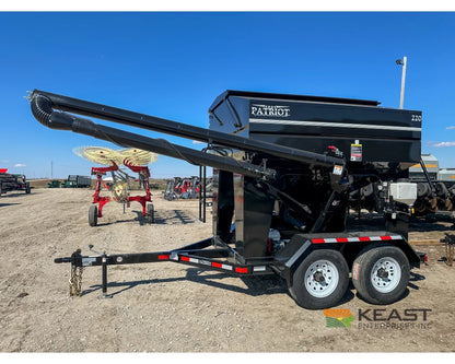 Patriot 220 Bulk Seed Tender - Electric Start Honda Engine Wireless Controls Poly Cup Auger Seed Tenders