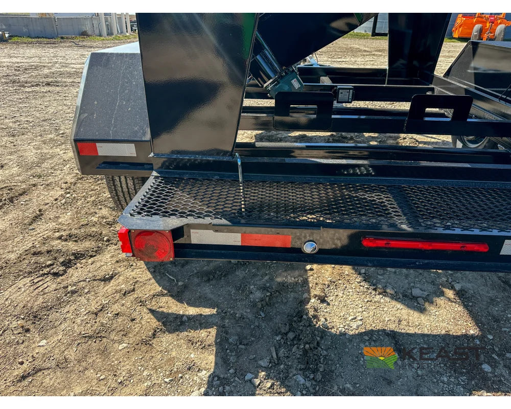 Patriot 220 Bulk Seed Tender - Electric Start Honda Engine Wireless Controls Poly Cup Auger Seed Tenders