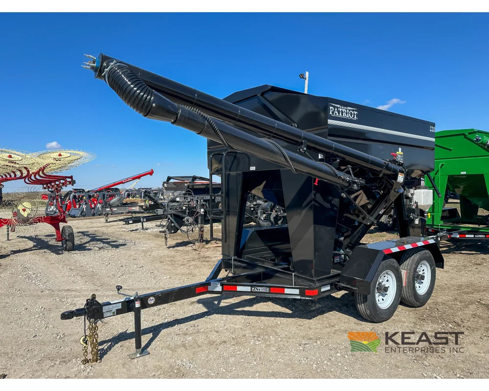Patriot 220 Bulk Seed Tender - Electric Start Honda Engine Wireless Controls Poly Cup Auger Seed Tenders