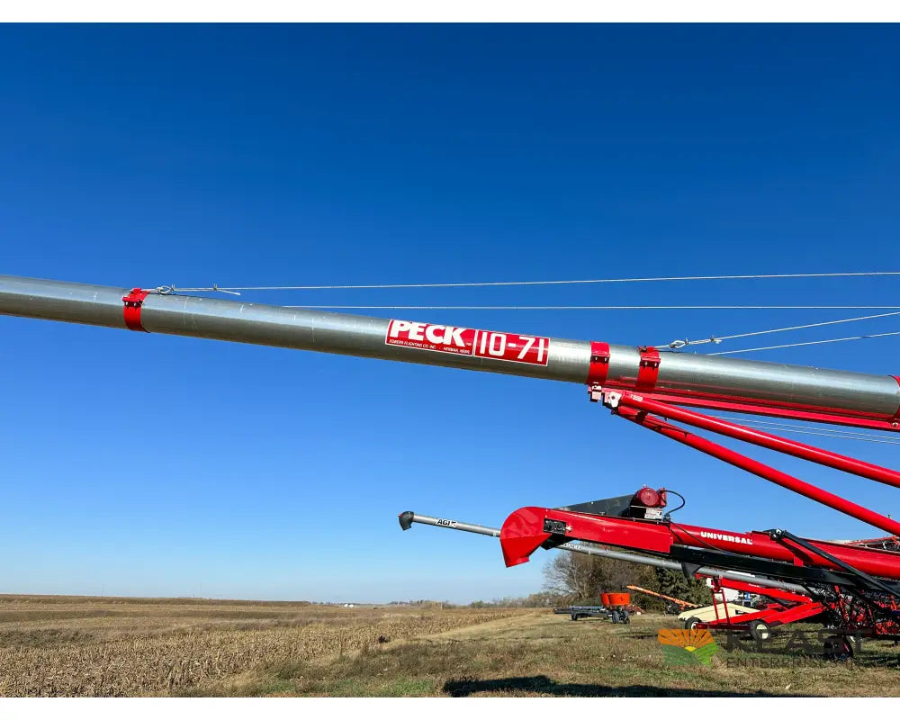 Peck 1070 Auger 10’’ x 71’ Manual Swingaway Augers